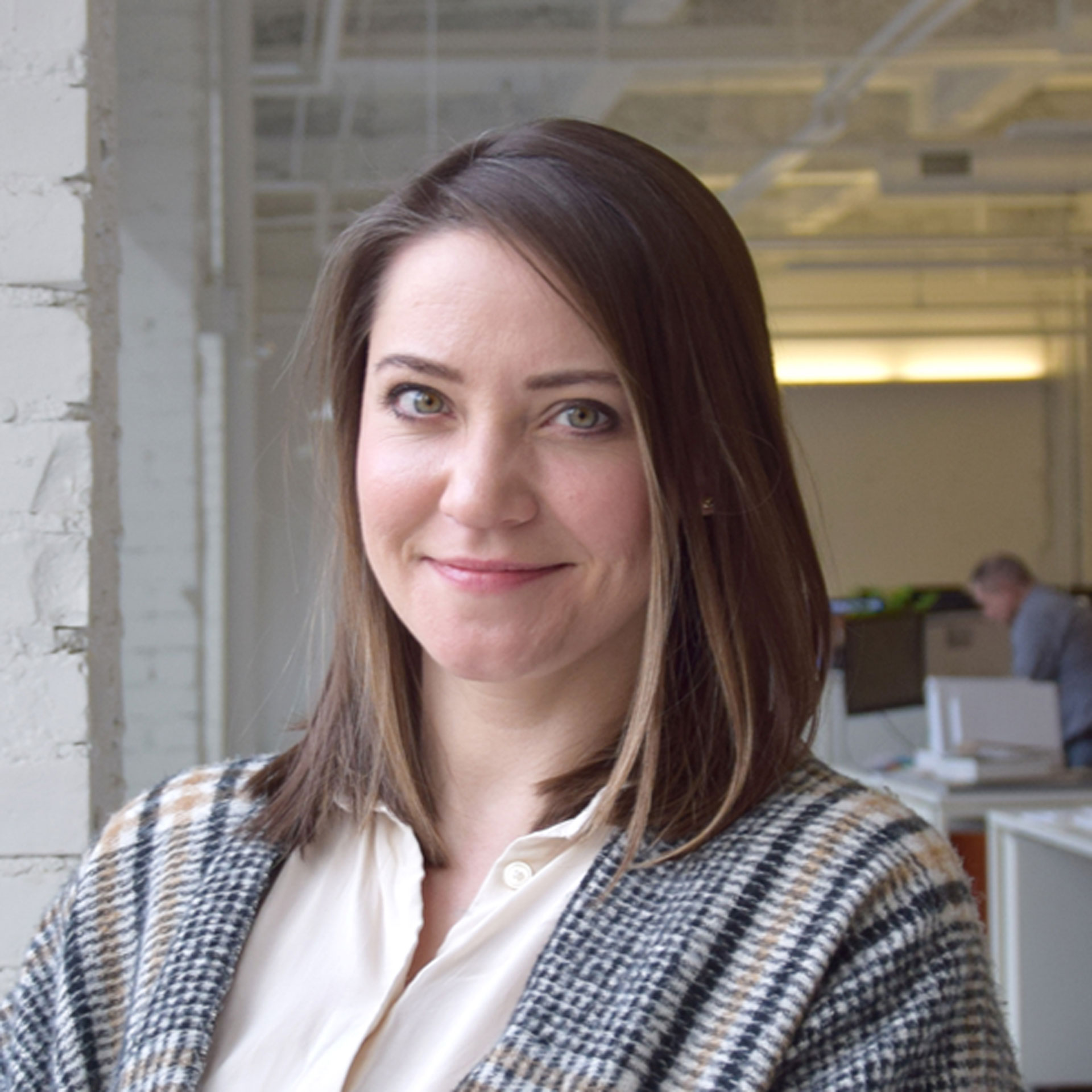 Katherine Amenta Salary - b1tmr5g